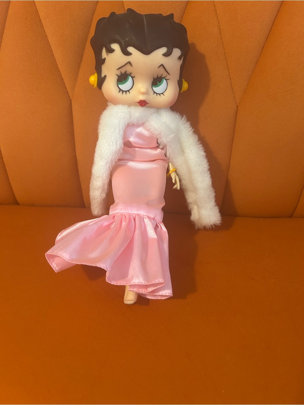 Betty Boop Pink Satin Dress Collectible Doll - Plush Shawl